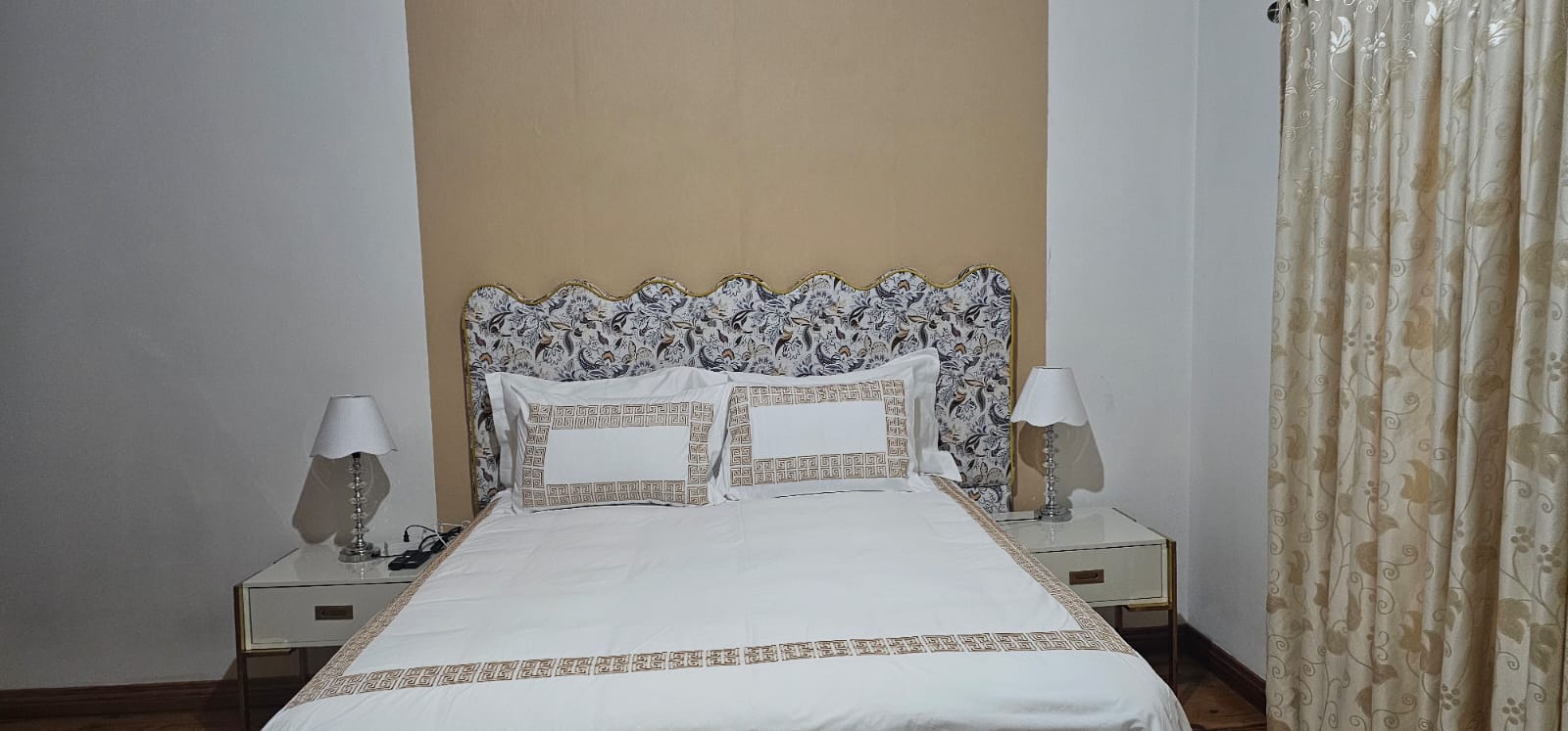 Delville House Suite